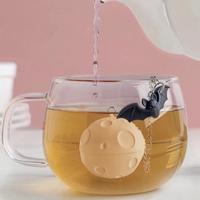 Moonlit Bat Tea Infuser