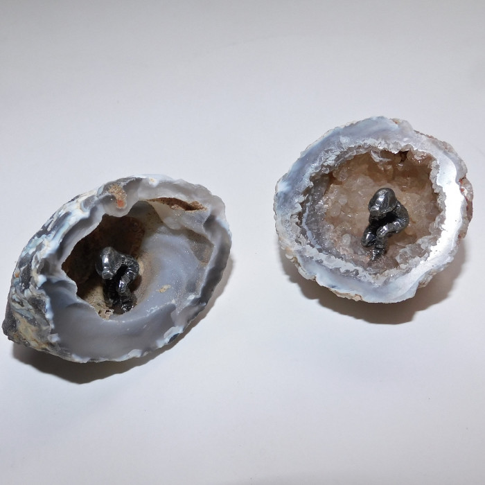Single Caver In Small Geode - Product Image