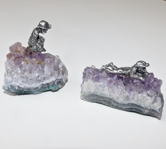Single Caver On Amethyst - Product Image